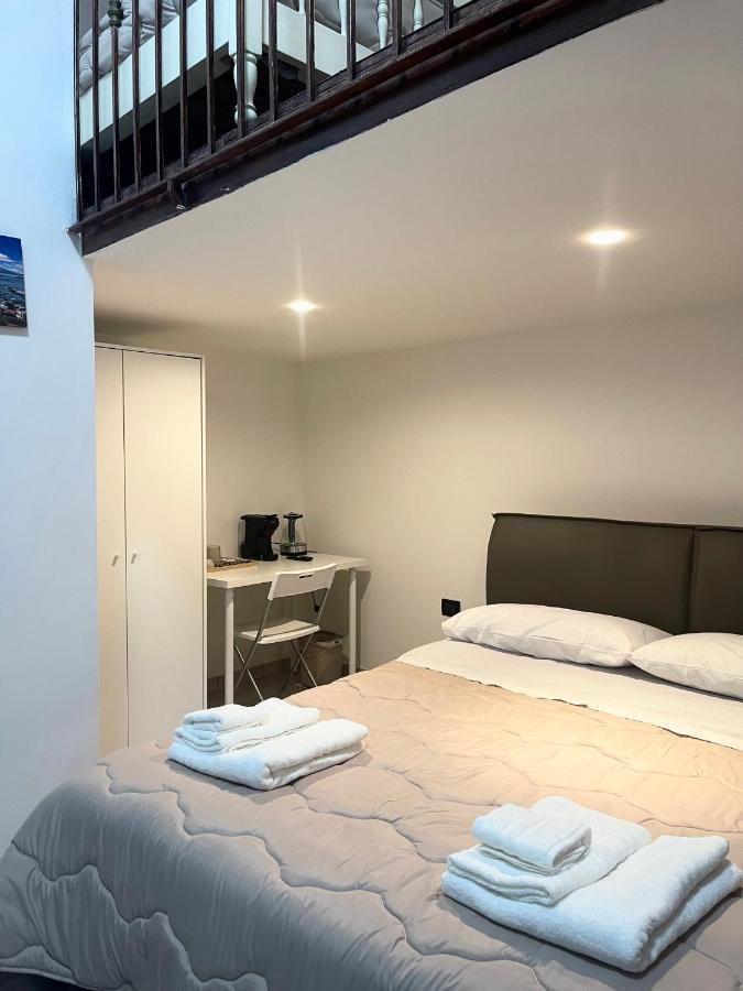 House Caracciolo By Loveinthetravel 나폴리 외부 사진